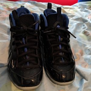 Nike Foamposites kids size 3y